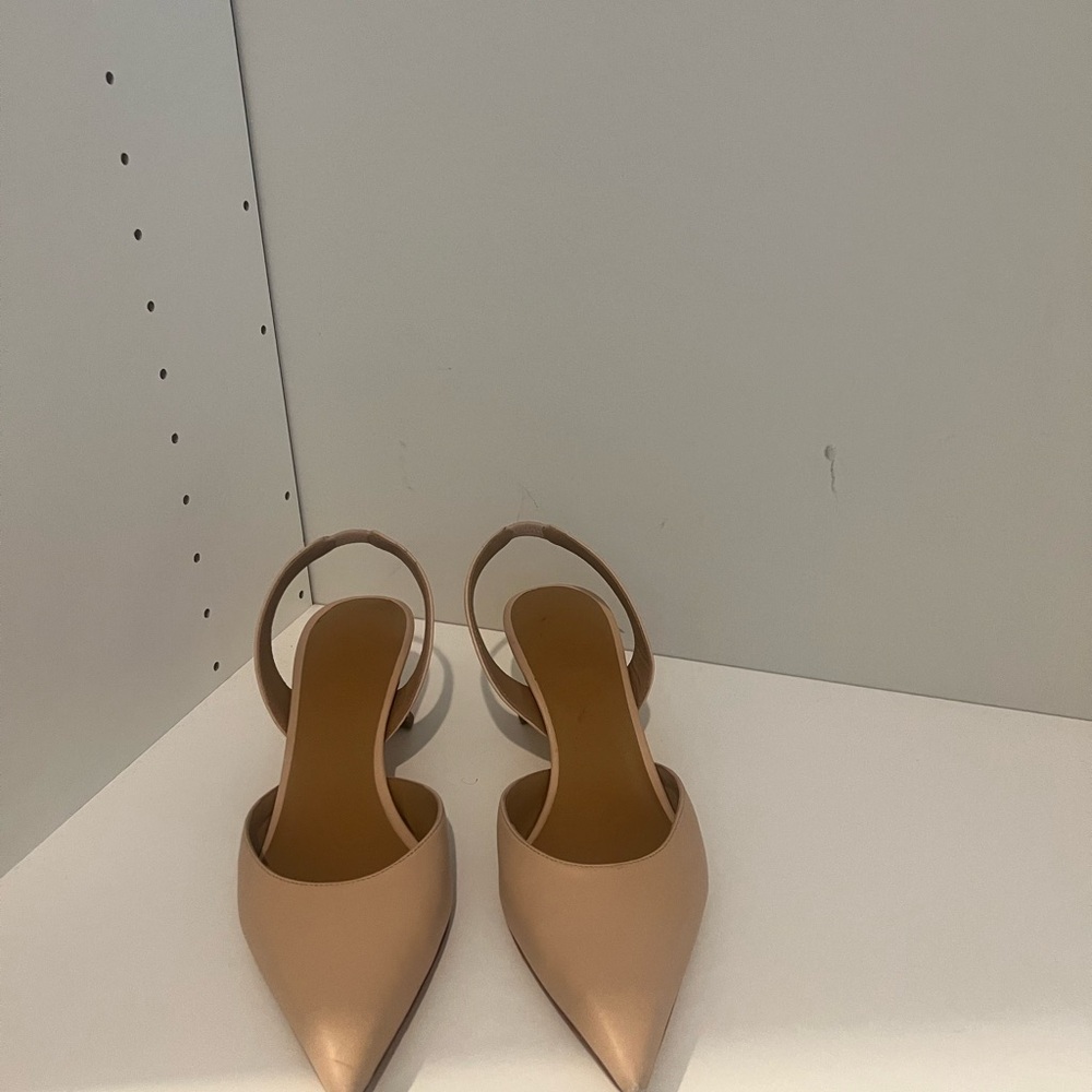 Tan Slingback Kitten Heels